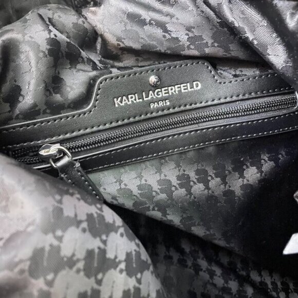 Karl Lagerfeld Paris Womens Voyage Tote Bag with Charms - Picture 14 of 16